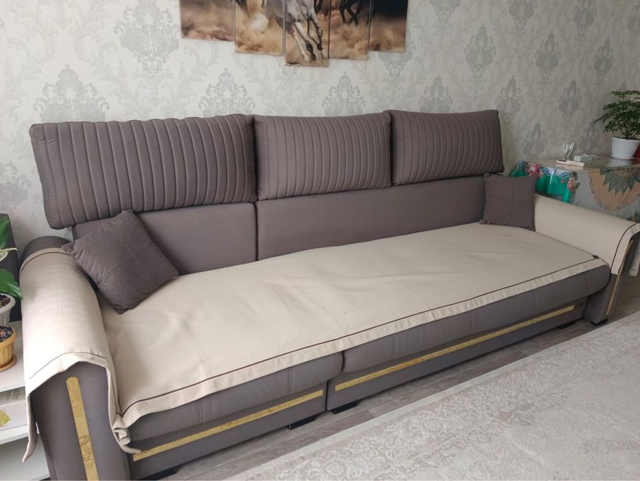 Продам диван  для гостиной