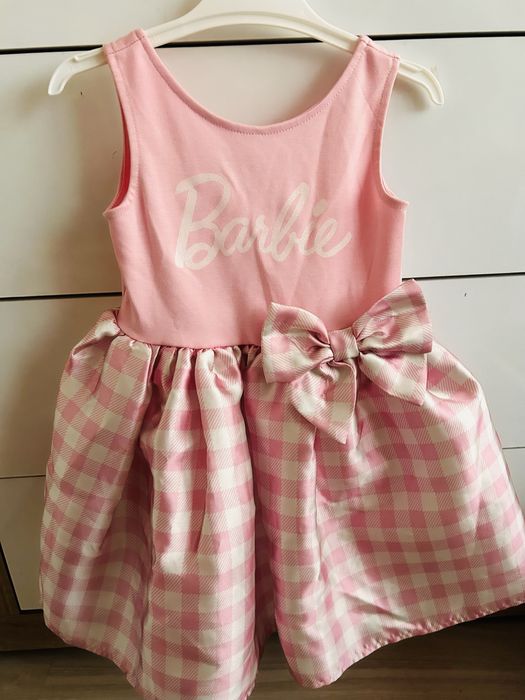 Дрехи за момиче 104-110,116