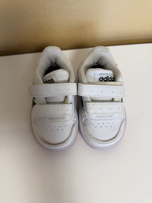 Adidași adidas mărimea 19