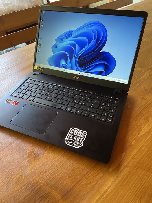 Acer Aspire A315, Procesor Ryzen 5, 12 g  ram, ssd , baterie buna
