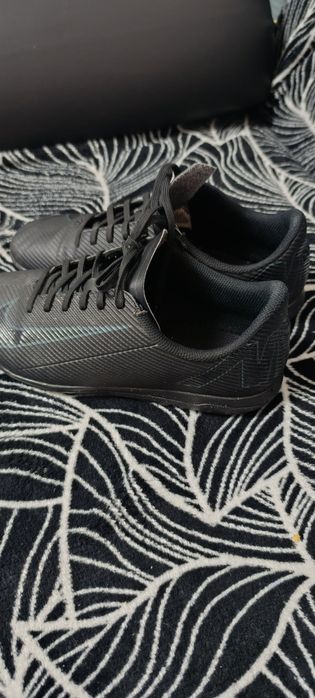 Adidași fotbal mărimea 38 Nike Jr Mercurial Vapor