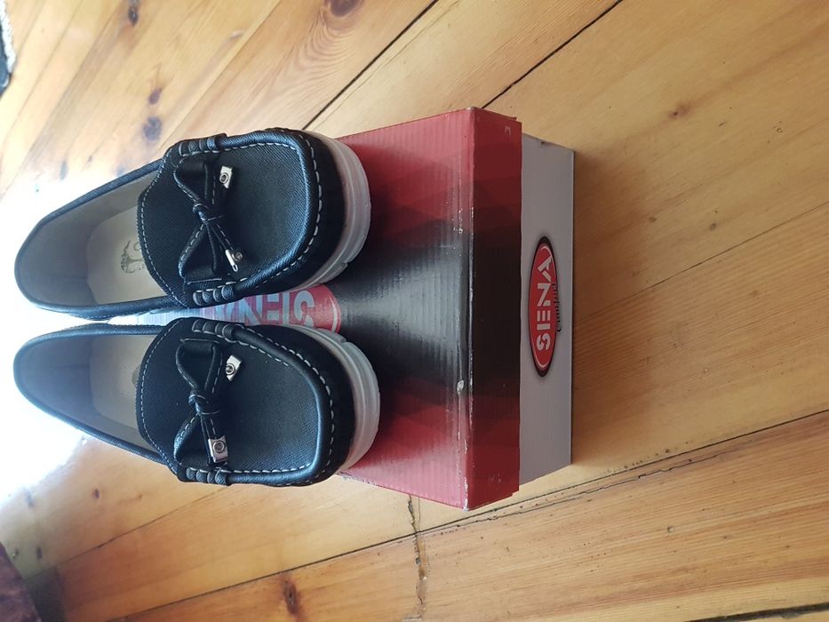 Дамски Обувки