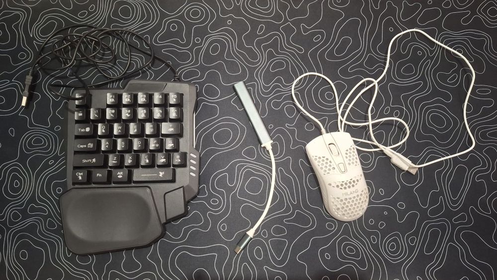 Клавиатура с разветвителем(Type-c)