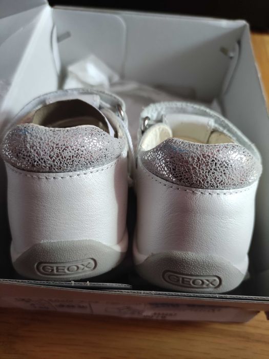 Детски сандали Geox