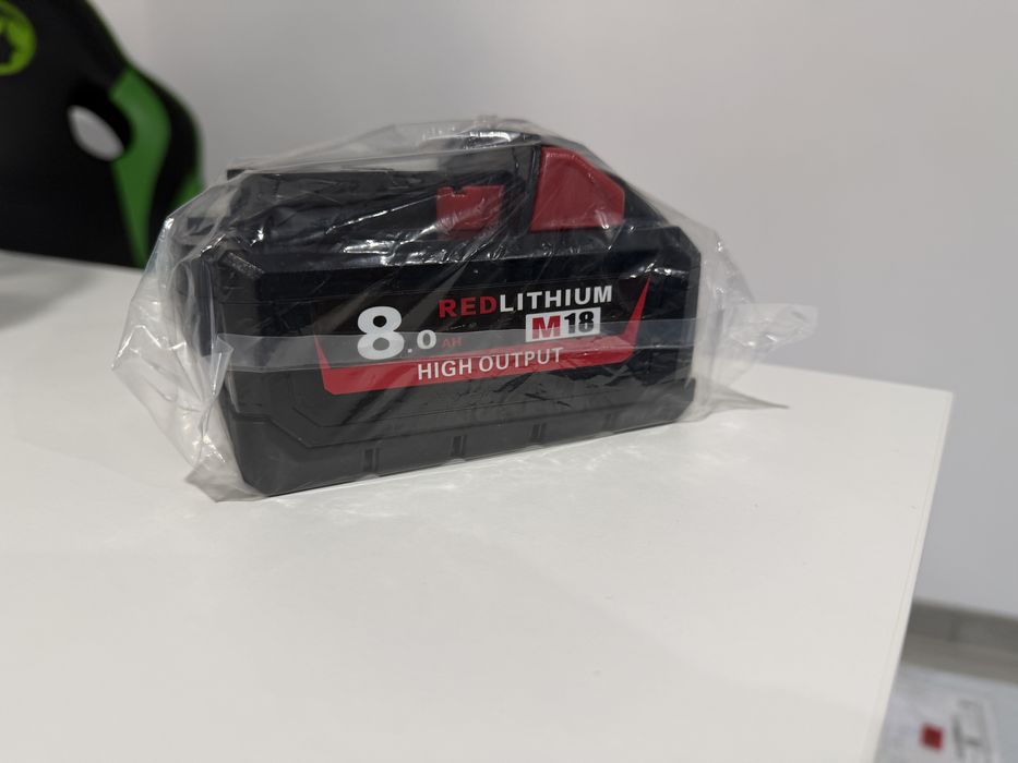 Acumulator milwaukee m18 8ah