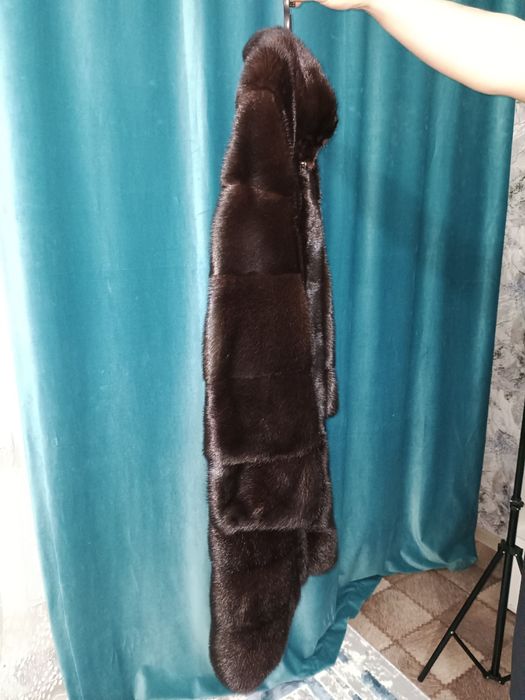 Продам норковую шубу