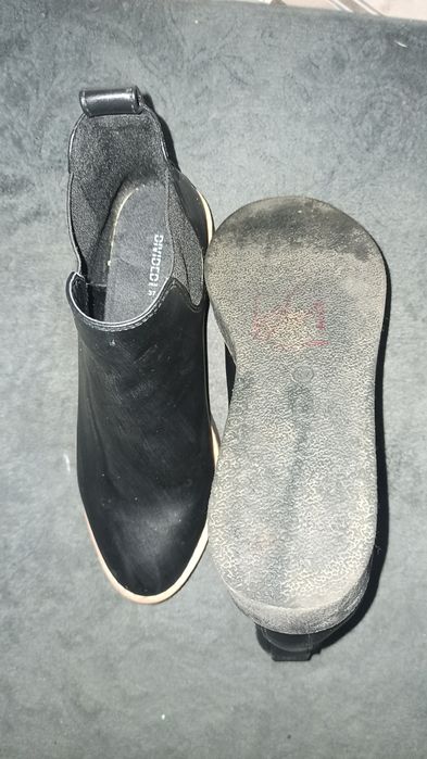 Botine de  dama cu platforma