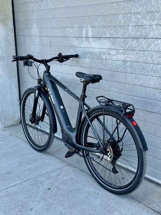 Bicicleta electrica Cube / 625 Wh / Bosch