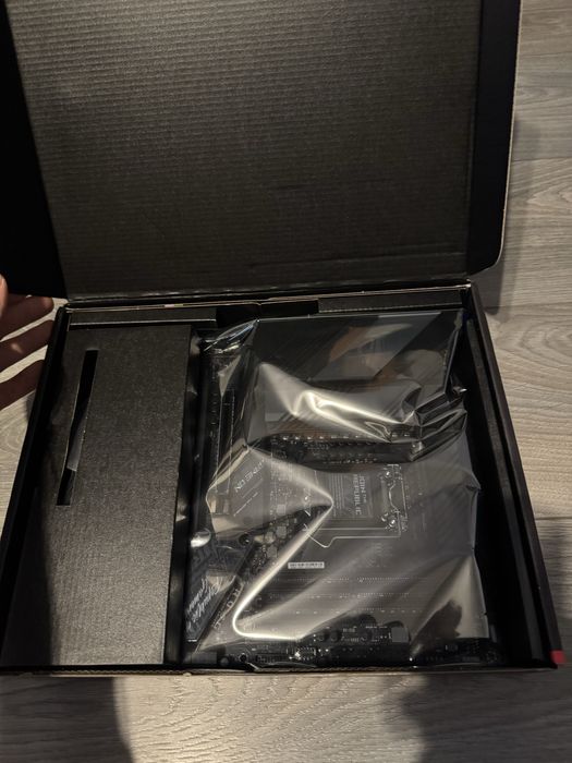 Rog Strix Z590-F Gaming Wifi