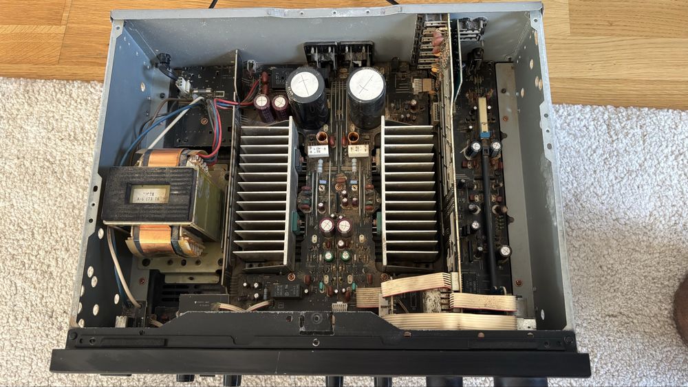 Yamaha AX-550 amplificator stereo Natural Sound, stare bună, 2x85W/8ohm