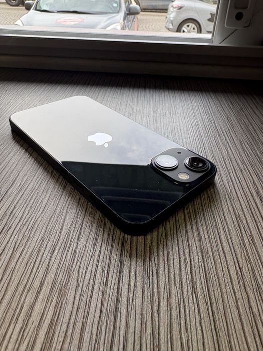 Перфектен! Iphone 13