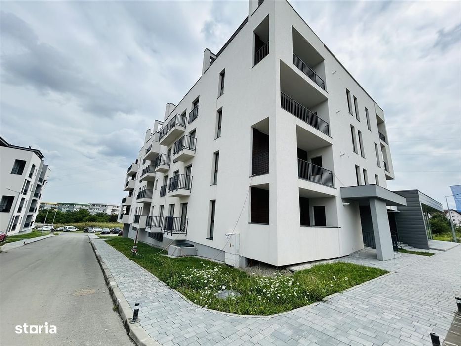 Apartament nou, 74 mp utili, 3 camere, balcon si terasa, parcare — fotografia 1