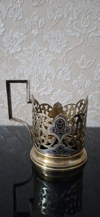 Продам серебряный подстаканник