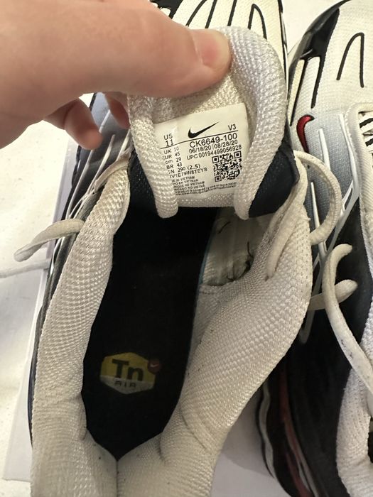Обувки nike air max tn 3