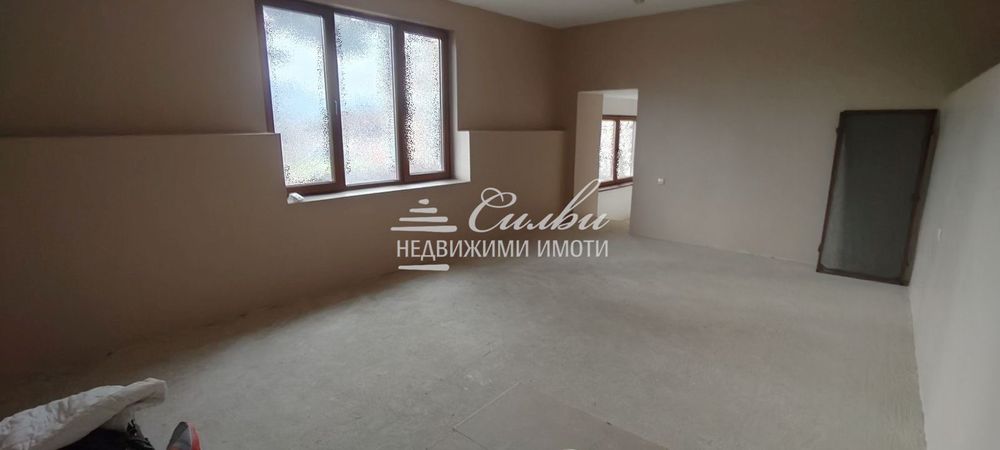 Двуетажна ТУХЛЕНА къща - с.Янково