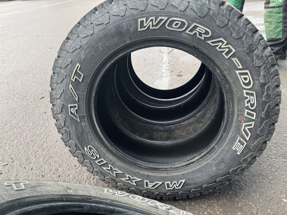 MAXXIS A/T 215/70/R16