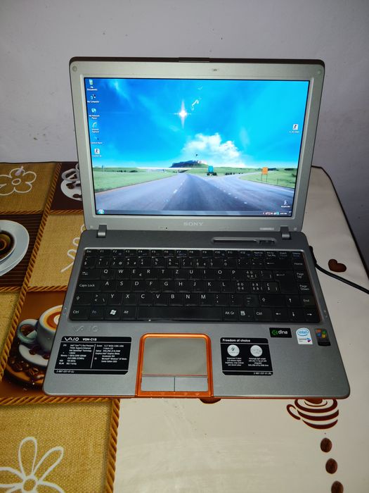 Laptop Sony Vaio- Retro( doar Sibiu)