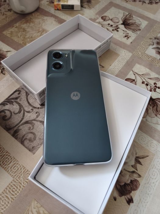 Moto g06 Чисто нов с гаранция 2 години