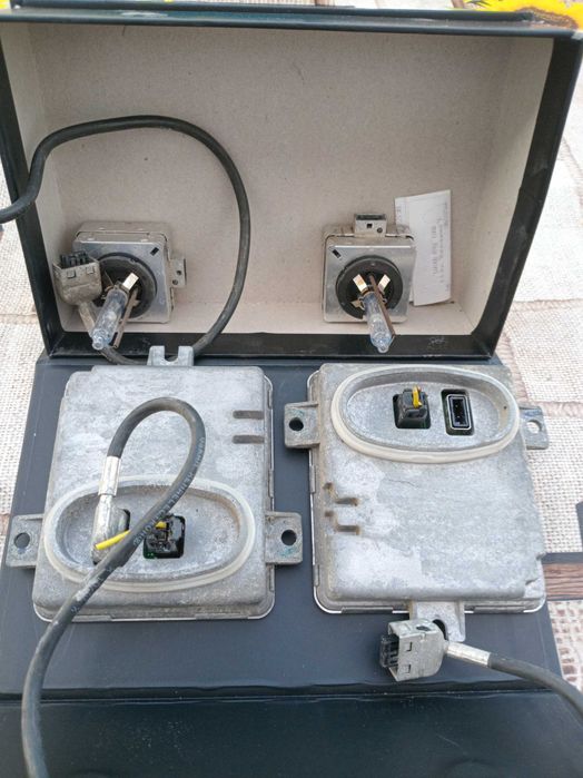 Ксенон светлини плюс запалка