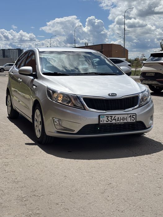 Продам KIA RIO 3
