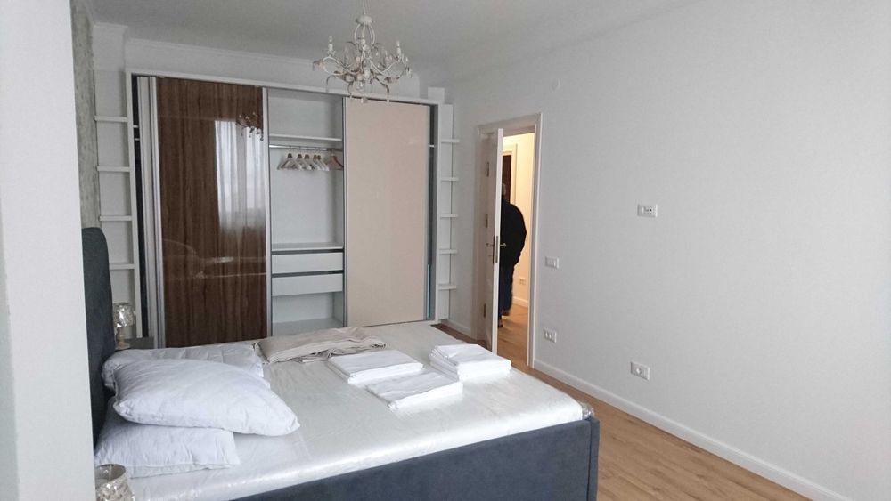 Inchiriez apartament 2  sau 3 camere