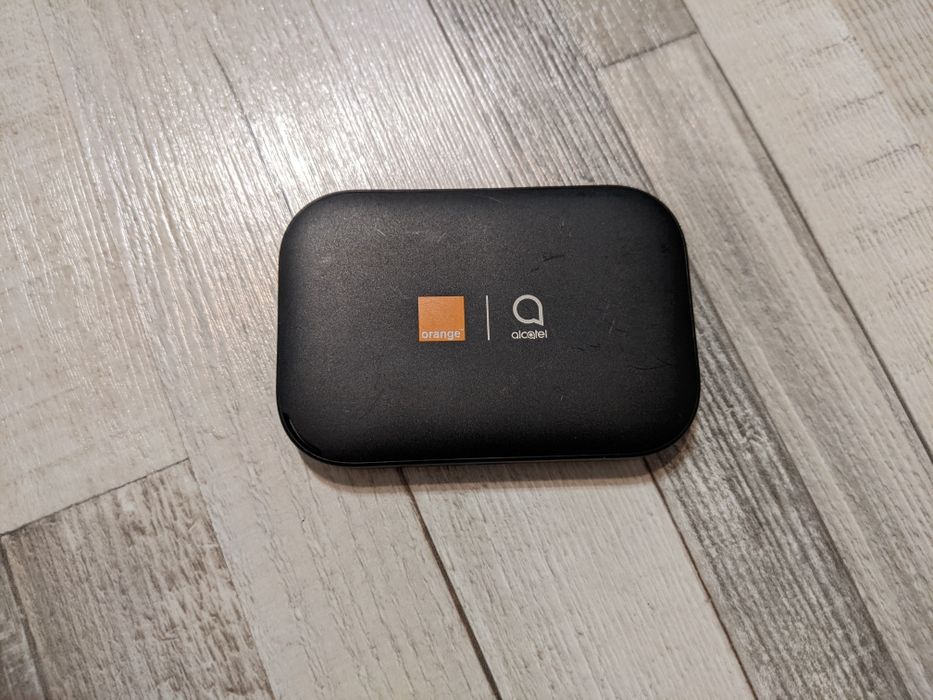 Router Wifi 4G+ LTE ALCATEL LINKZONE Cat7 Mobile Wi-Fi MiFi Portabil