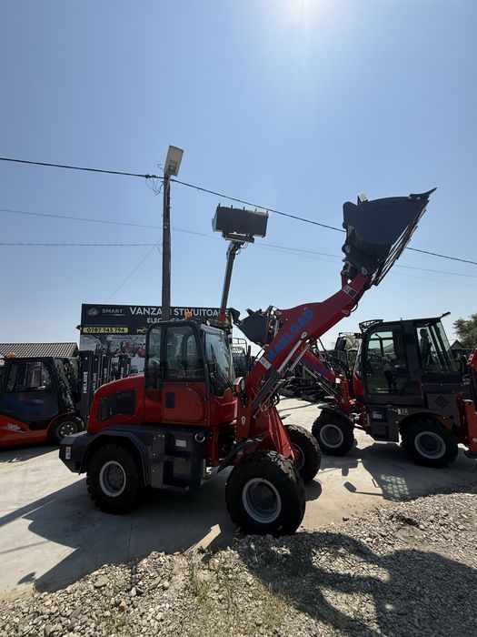 Buldoexcavator ISUZU 4x4