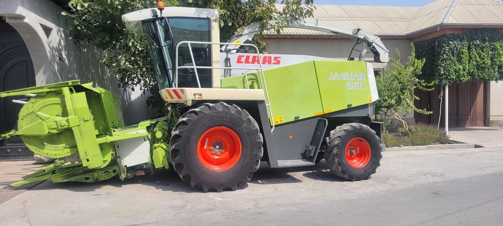 Ягувар комбайн срочно сотилади