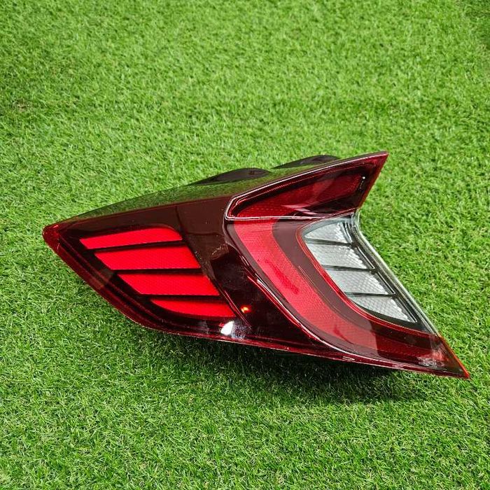 Фонарь Hyundai Sonata 8 лев.