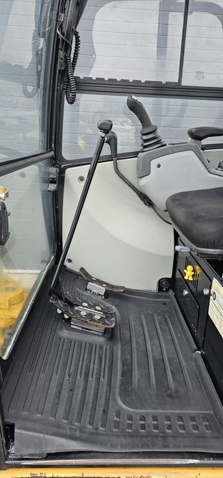 Miniexcavator CAT302.7 DCR