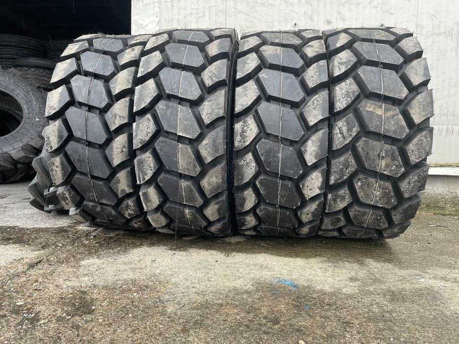 Cauciucuri noi 12-16.5 Profil asfalt Anvelope de BOBCAT incarcator