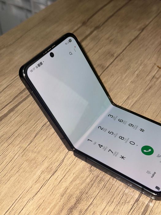 Samsung Z Flip-4 256GB Vietnam