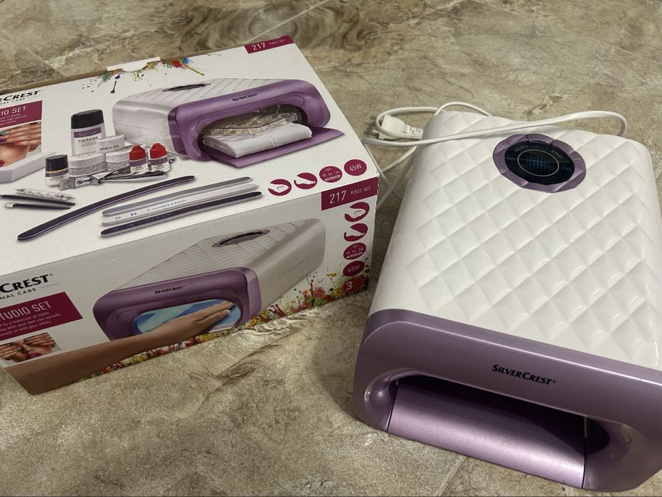 UV лампа за нокти