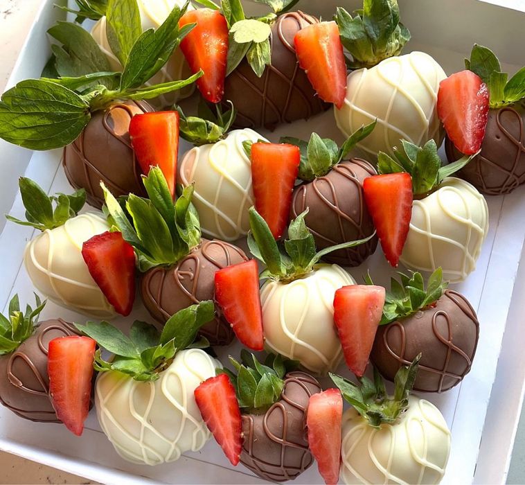 клубника в шоколаде