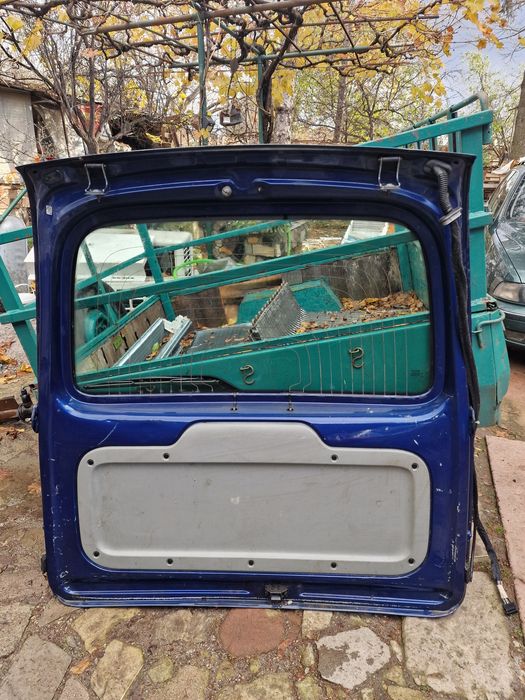 Задна врата Рено конго