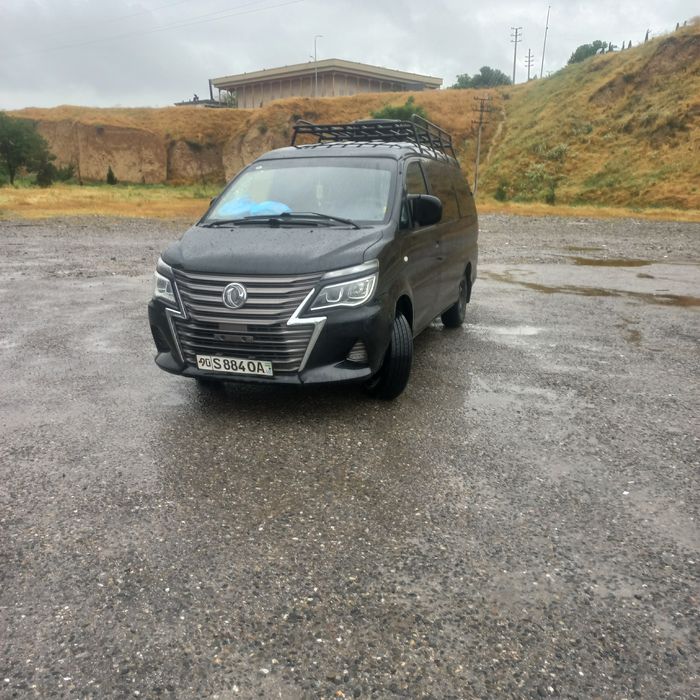 Dongfeng m5 sotladi