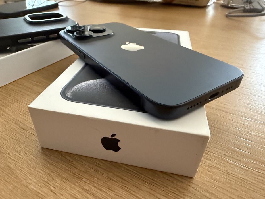 Iphone 15 pro blue titanium 128gb