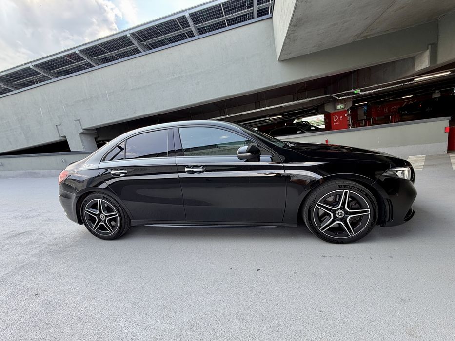 Mercedes A250 AMG Line Premium 2021 | 224 CP | 360° | Night | Suspensie adaptivă | Keyless Entry/Go | RAR efectuat/Carte Ro