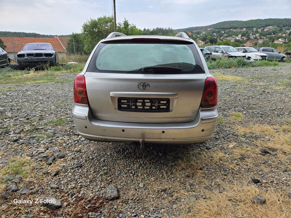 Тойота Авенсис 2004г. 1.8 бензин 129к.с. На части!!!