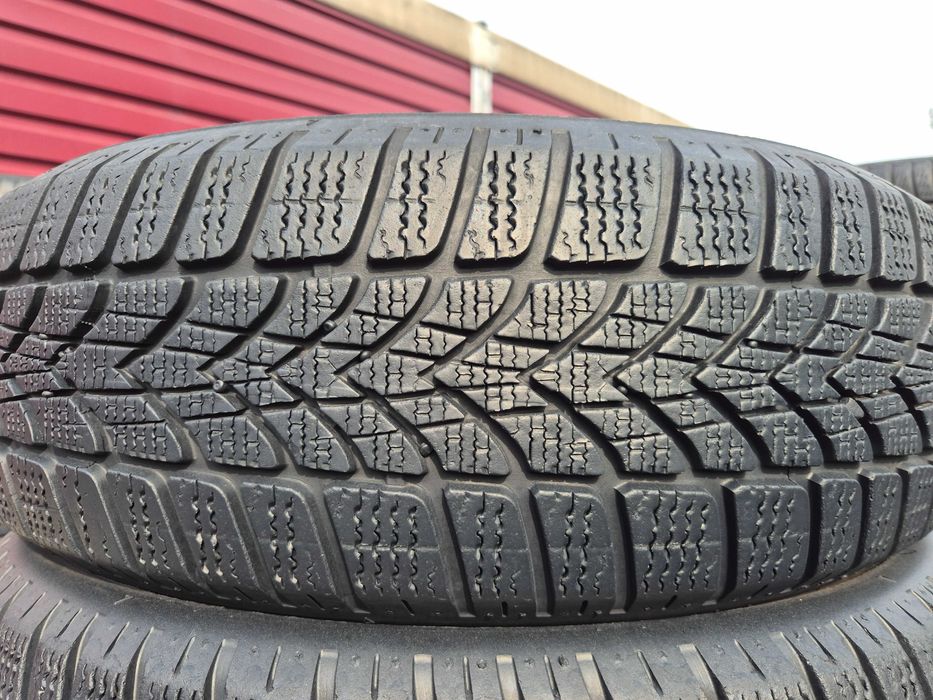 4 Anvelope IARNA M+S - 195/65/16 - DUNLOP 4D - CA UNELE NOI - DOT 2017 !