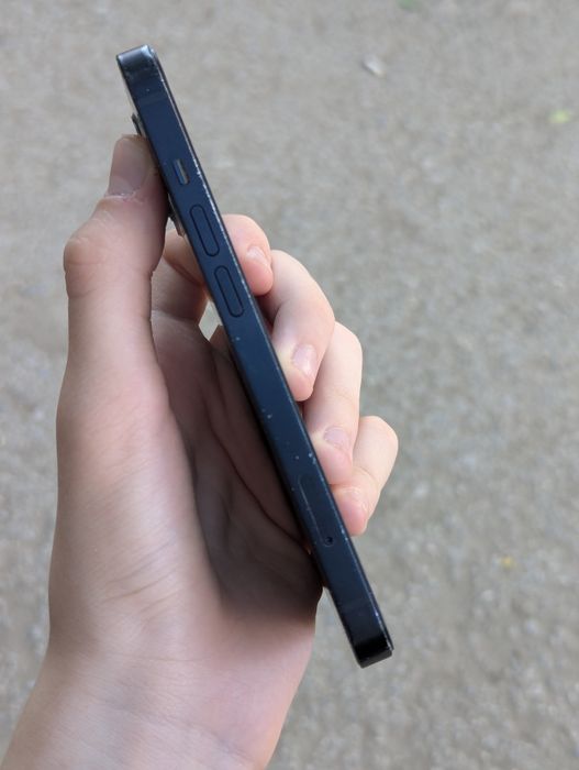 Продам айфон 13 или обмен