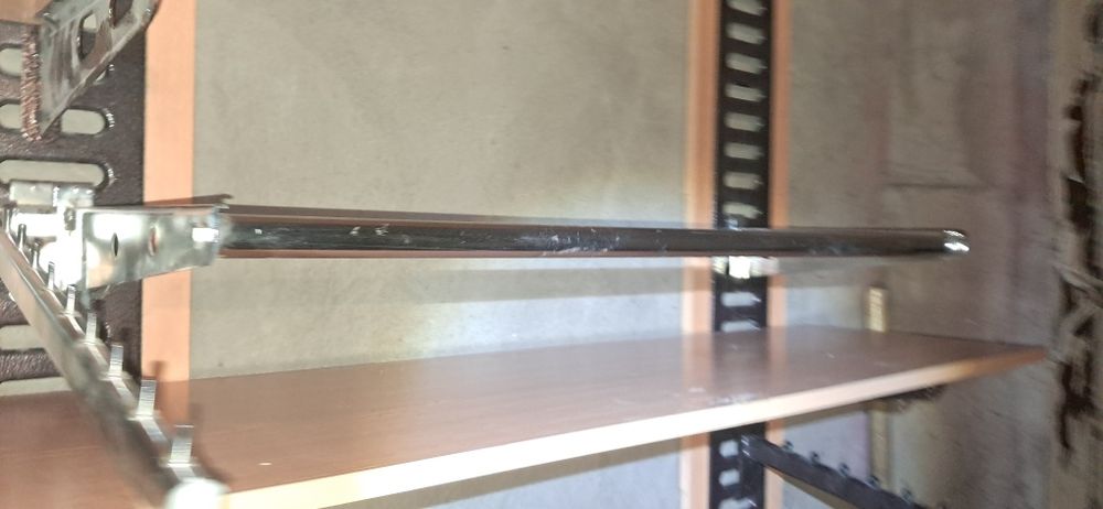 Торговые витрины,  полочки шкафы