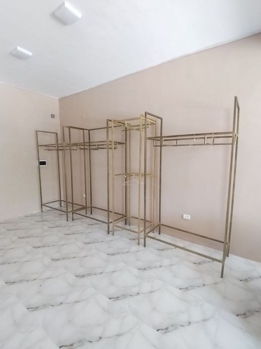 Jeniskiy butik uchun naveslar