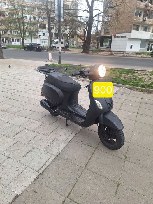Продава се скутер 50 кубика