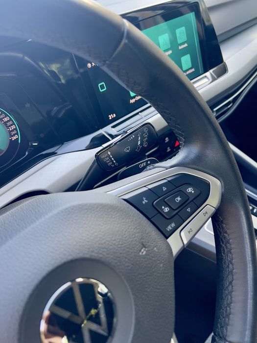 VW Golf 8  eTsi 1.5 Benzina