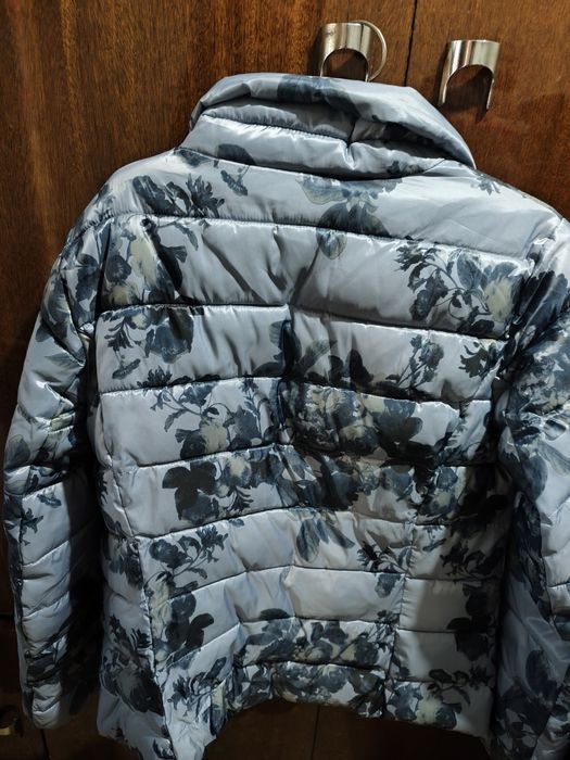 Дамско яке на цветя