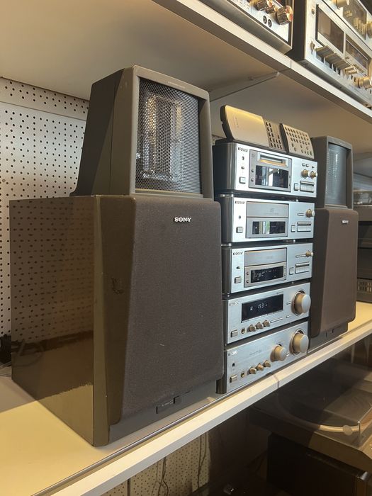 Linie Sony S1 Scala,  Preamplificator TAE-S1, Boxe active Sony SA-S, STR-S1, Deck TC-S1, CD Player CDP-S1, MiniDisc