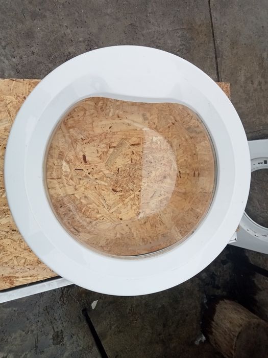 Vând / dezmembrez piese pentru mașină de spălat rufe Beko