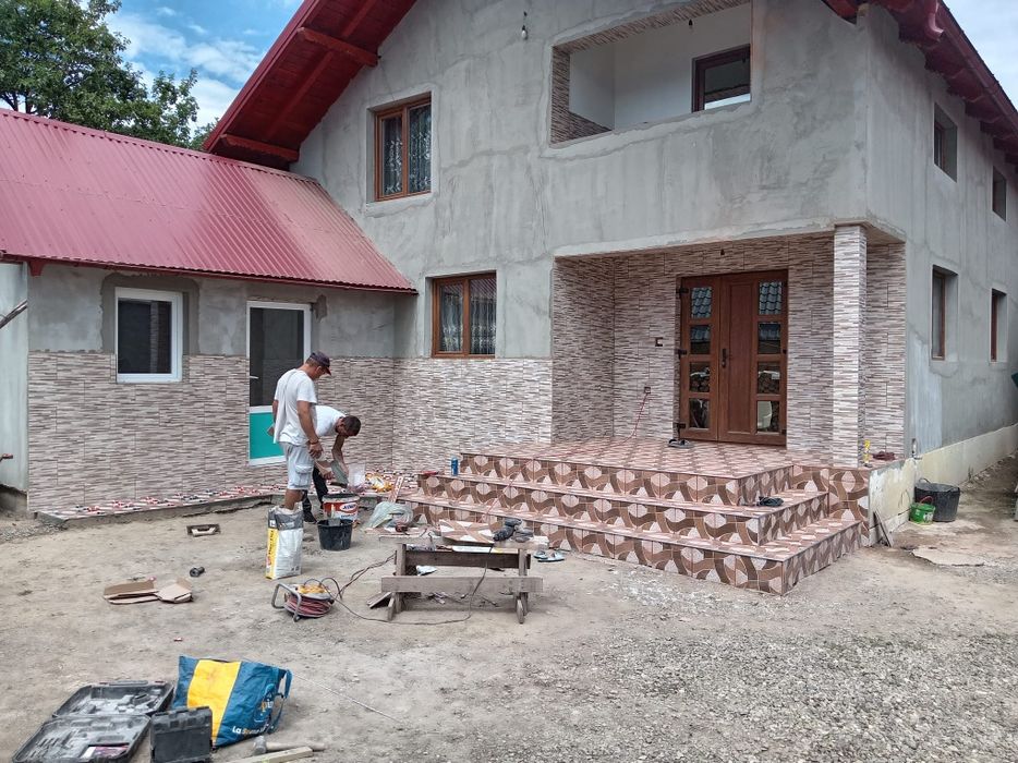 Meseriași construcții și Renovări de la zero