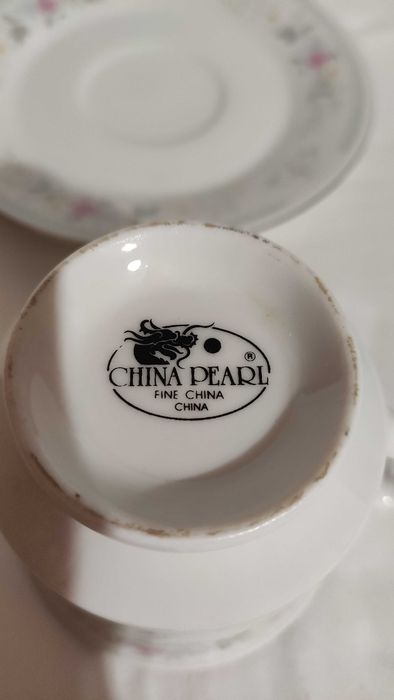 4 двойни сета за чай от изключително фин китайски порцелан